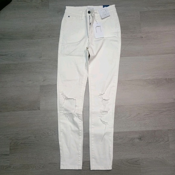 Nature Denim High Rise White Distressed Skinny Jeans Size 7/27 - Picture 3 of 8